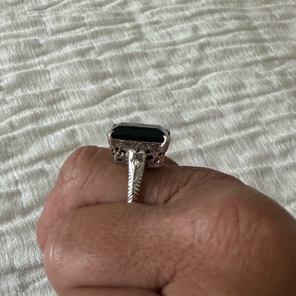 Black rectangle Onyx ring in sterling silver vintage setting size 8 - Picture 3 of 4